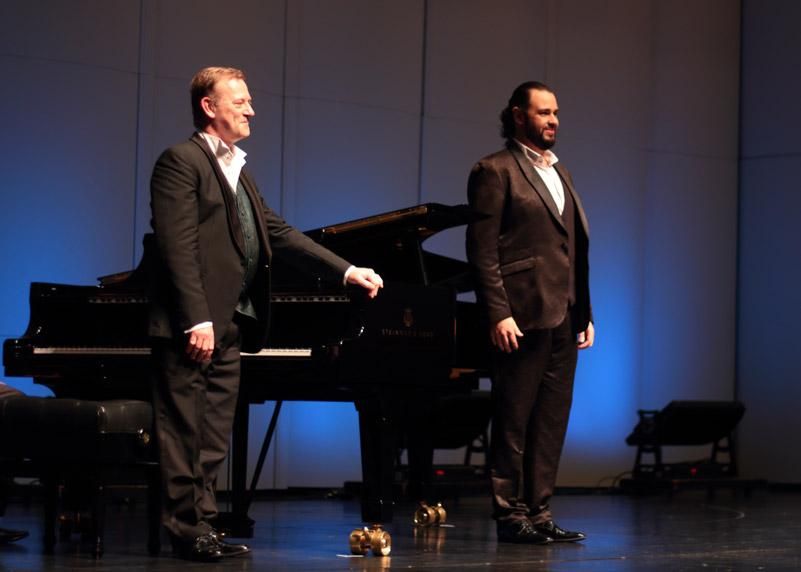 ANDRES PRESNO Y DAVID GOWLAND EN CONCIERTO 36