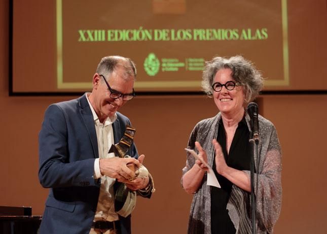 Eduardo Cardozo y Mag. Mariana Wainstein. 4 JPG